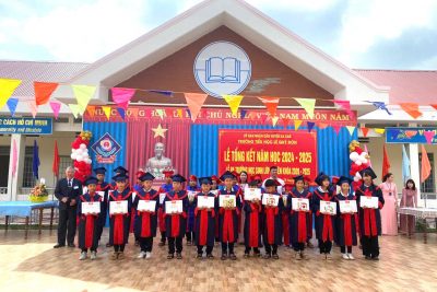 TRƯỜNG TIỂU HỌC LÊ QUÝ ĐÔN LONG TRỌNG TỔ CHỨC LỄ TỔNG KẾT VÀ LỄ RA TRƯỜNG CHO HỌC SINH LỚP 5 NĂM HỌC: 2024 -2025